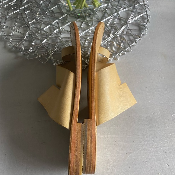 NEW Free People Abilene Toe Loop Sandals Womens Size 39 - Picture 3 of 9